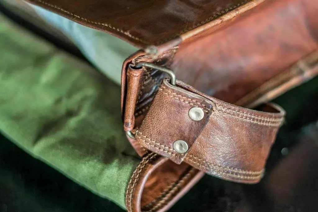 11 inch Small Crossbody Shoulder Genuine Leather iPad/Tablet Vintage Messenger Bag For 10.5 inch iPad Pro for Women & Men