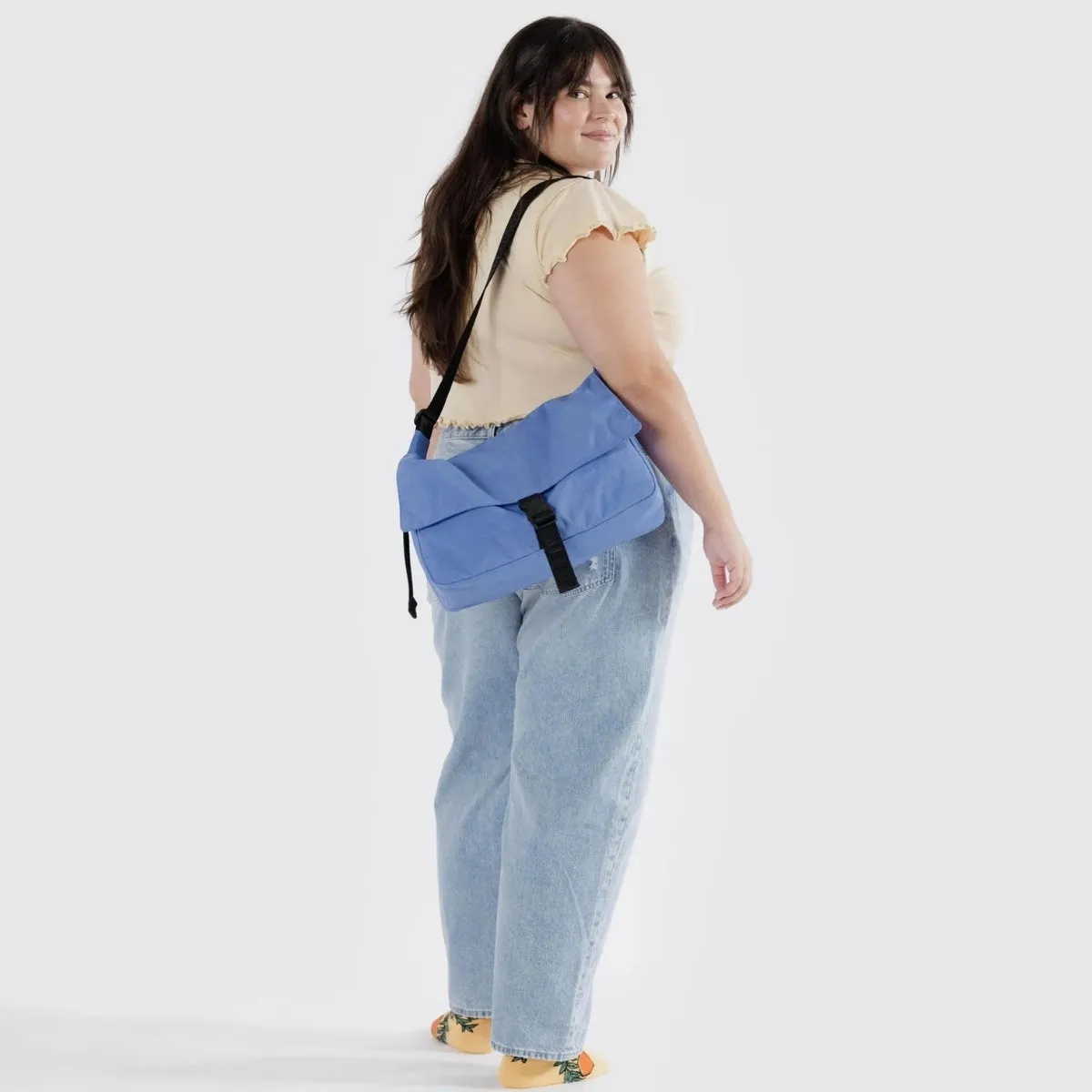 Baggu Nylon Messenger Bag in Pansy Blue