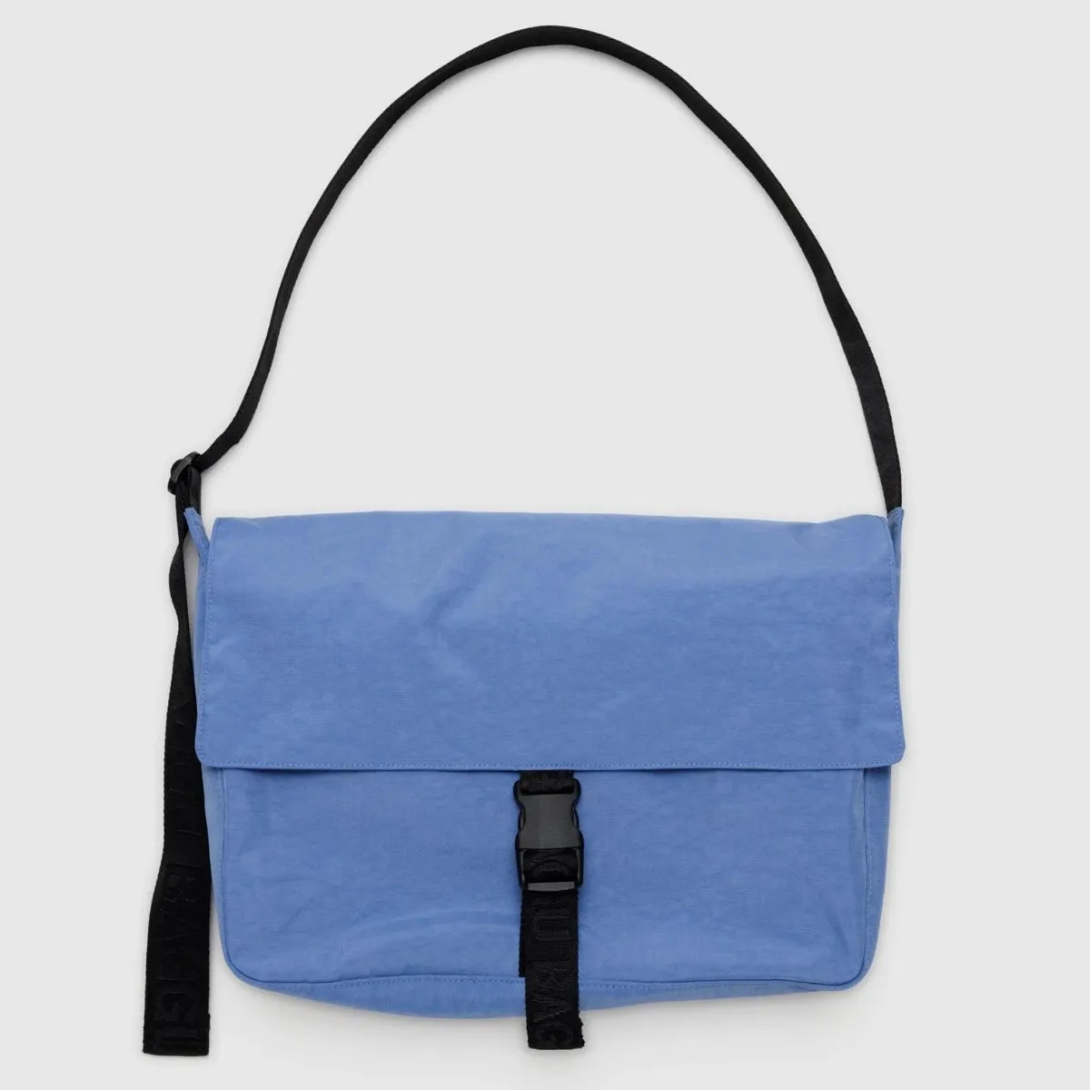 Baggu Nylon Messenger Bag in Pansy Blue