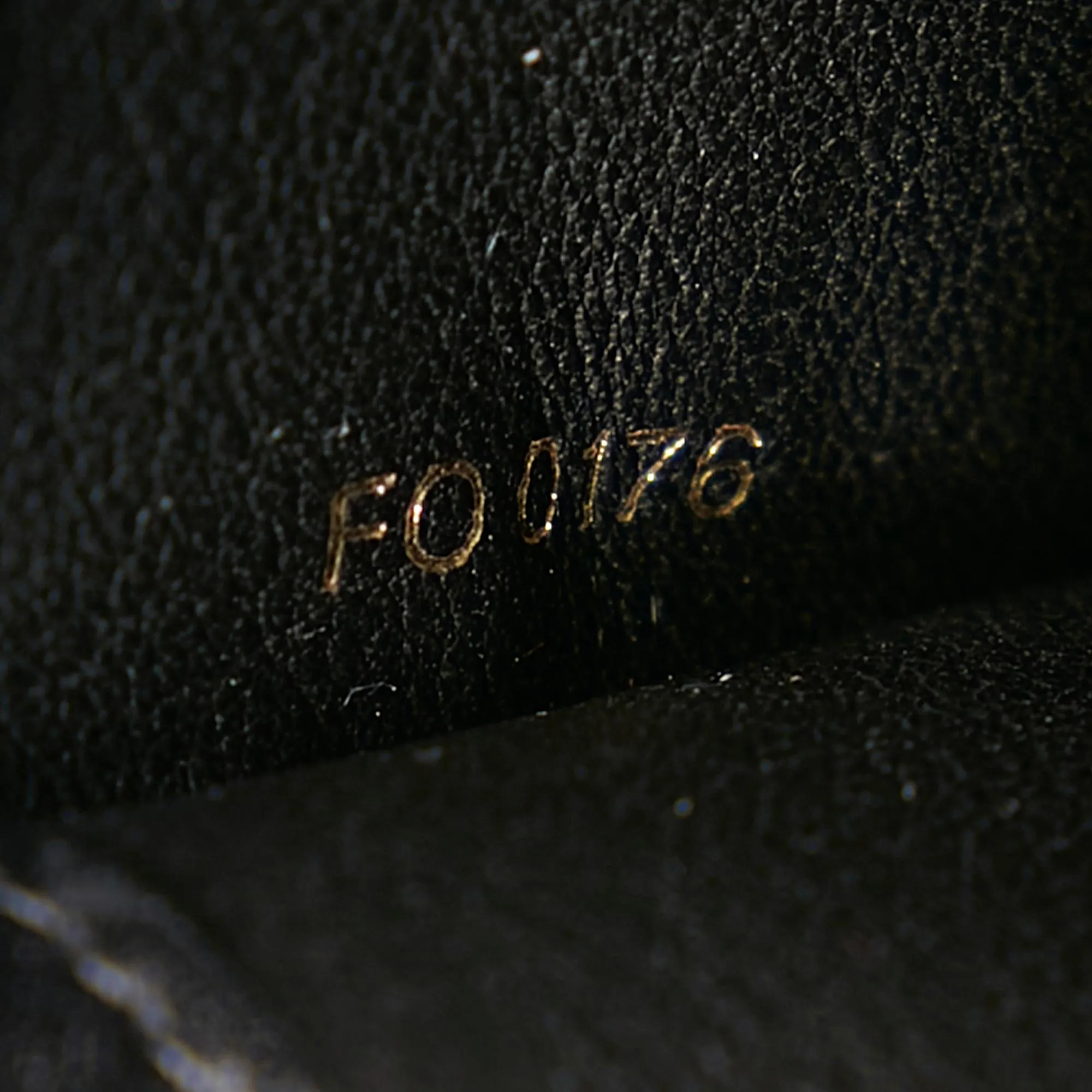 Louis Vuitton City Steamer MM (SHG-4sAtgL)
