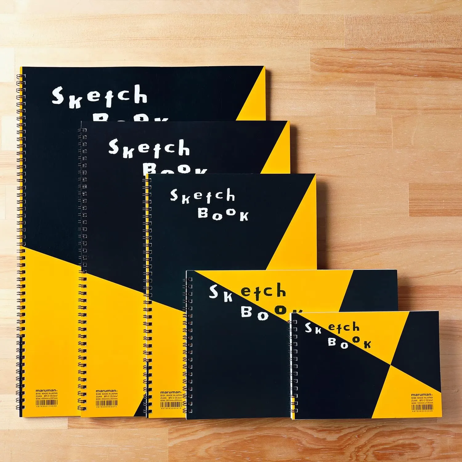 Maruman ZUAN Sketchbook 13.86 x 9.88 Inches (B4), Unruled, 24 pages (S120)