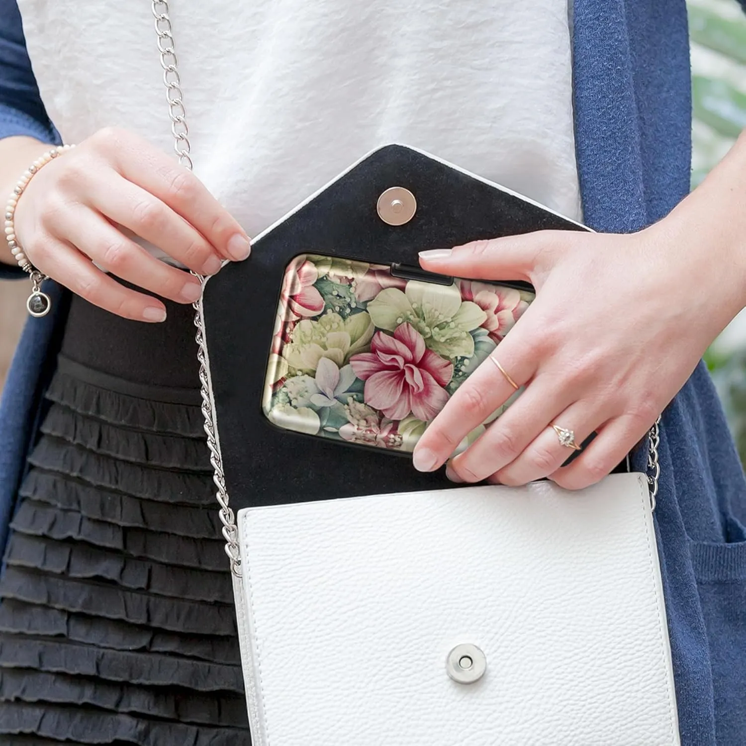 Mayski Credit Card Holder, RFID Blocking, Aluminum Alloy Hard Case, Small Mini Business Metal Wallet for Women Men, Happy Flower