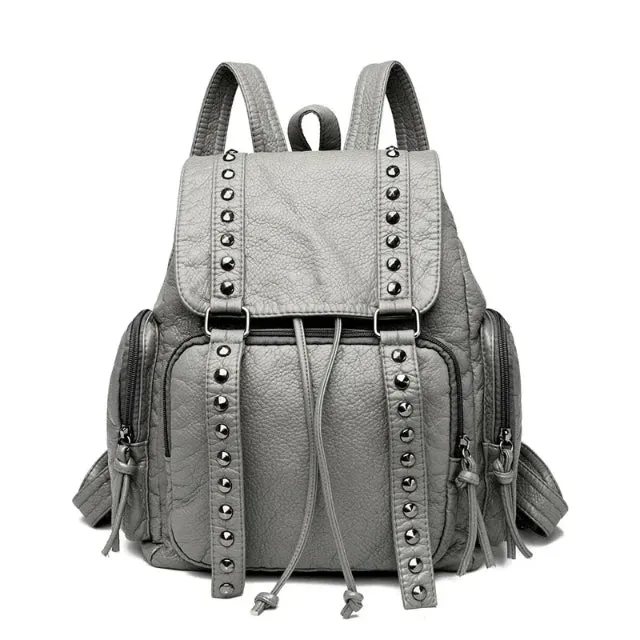 Stylish, versatile shoulder bags with rivets